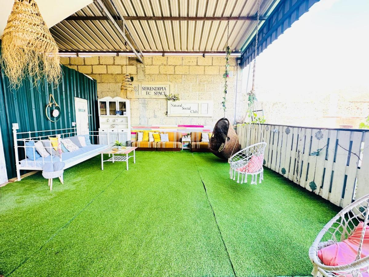Lykke Suite Spa Sauna Piscina Y Jardin Buzanada Extérieur photo