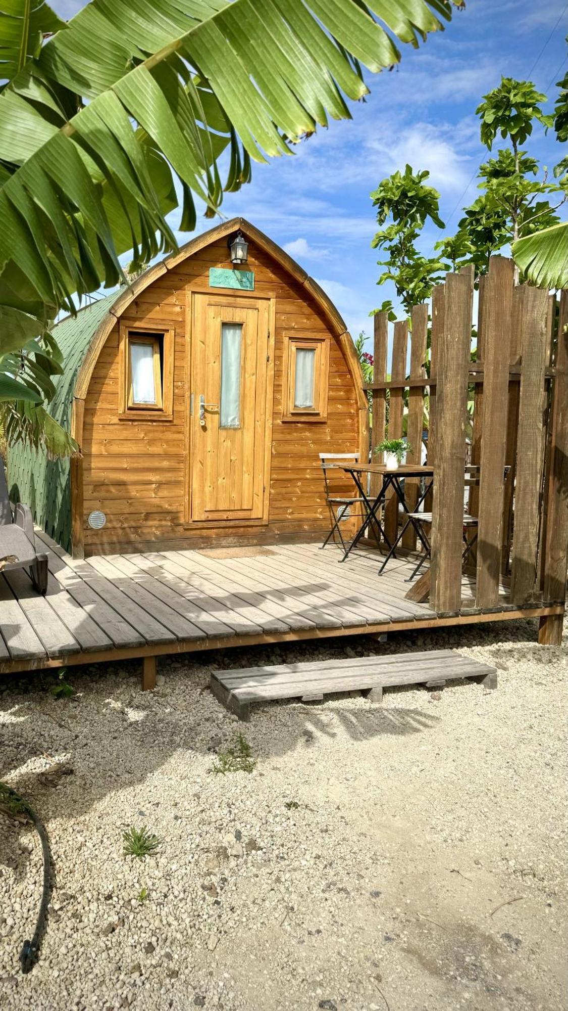 Lykke Suite Spa Sauna Piscina Y Jardin Buzanada Extérieur photo
